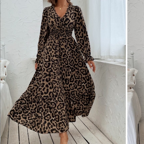 Boho Gypsy Print Flounce Sleeve Smocked Dress - Picture 3 of 14